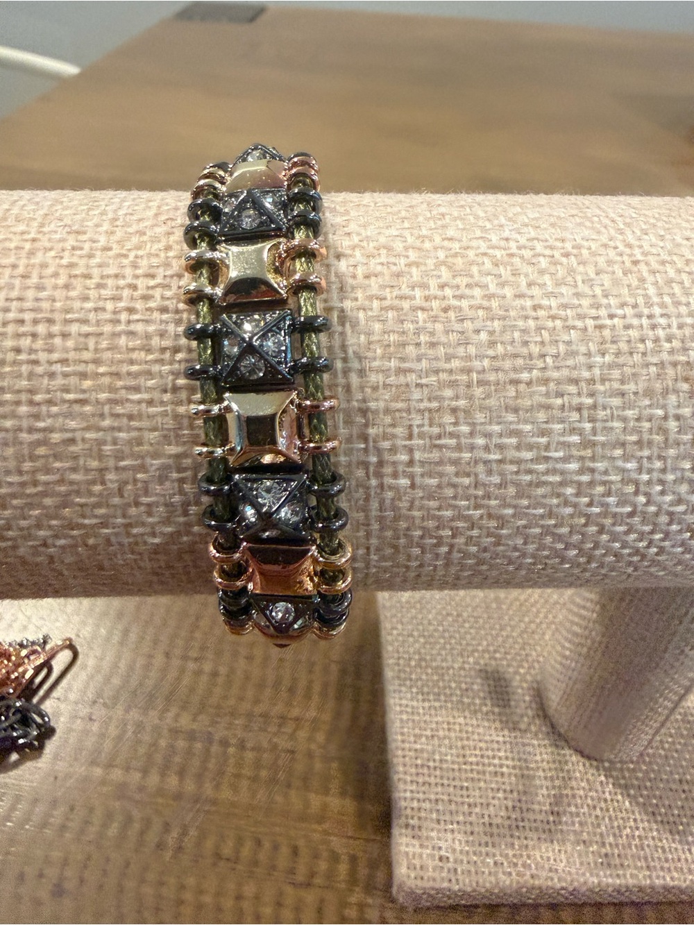 Bomb party tri -Tone Bracelet Gold, Rose Gold, hematite